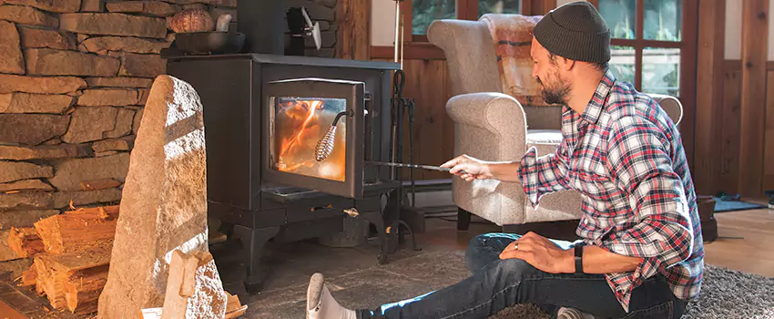 Fireplace Chimney Maintenance in Willimantic, Connecticut